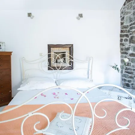 Country House Mar Il